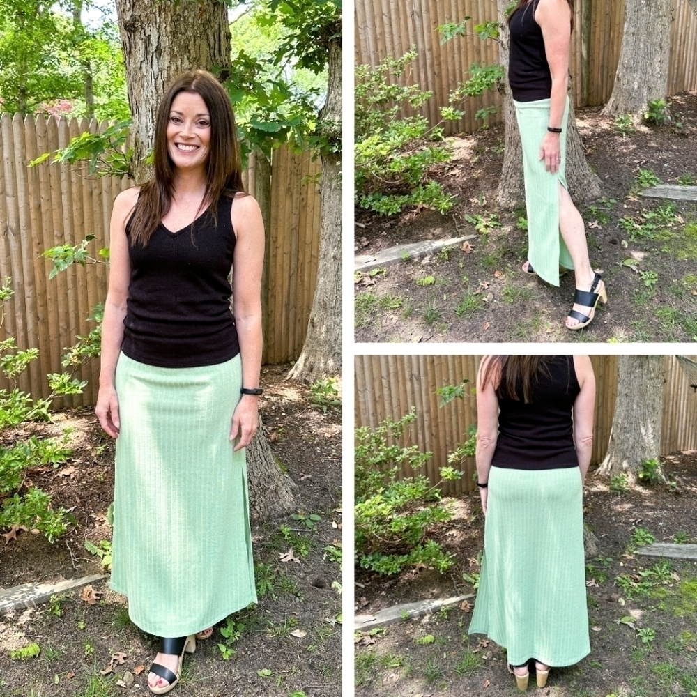 LuLaRoe Kayla Ribbed Single Slit Maxi - Picture 2 of 5